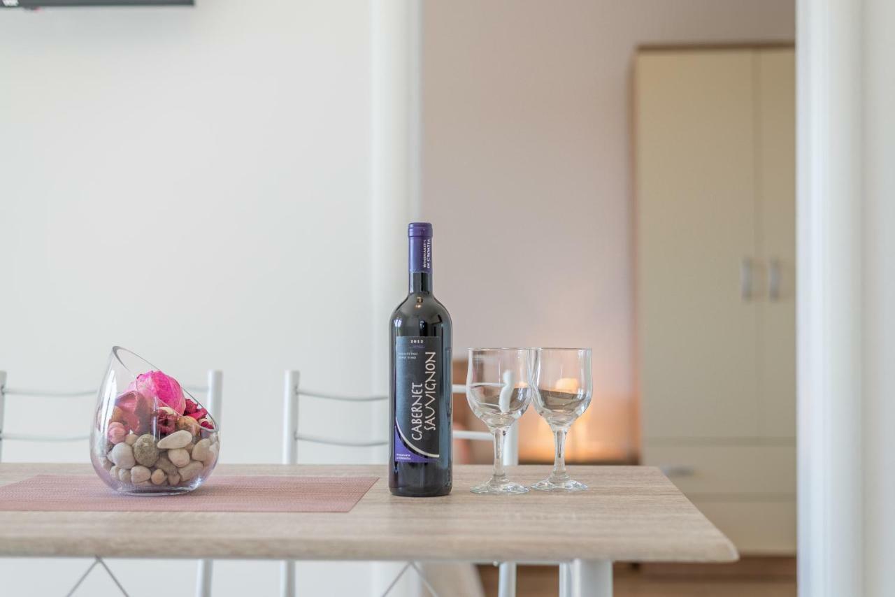 Apartmani Dupor Gornji Karin Buitenkant foto