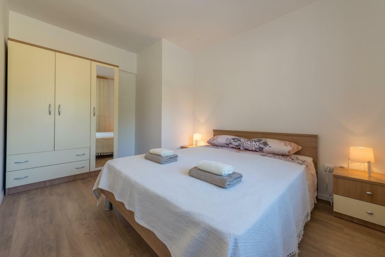 Apartmani Dupor Gornji Karin Buitenkant foto