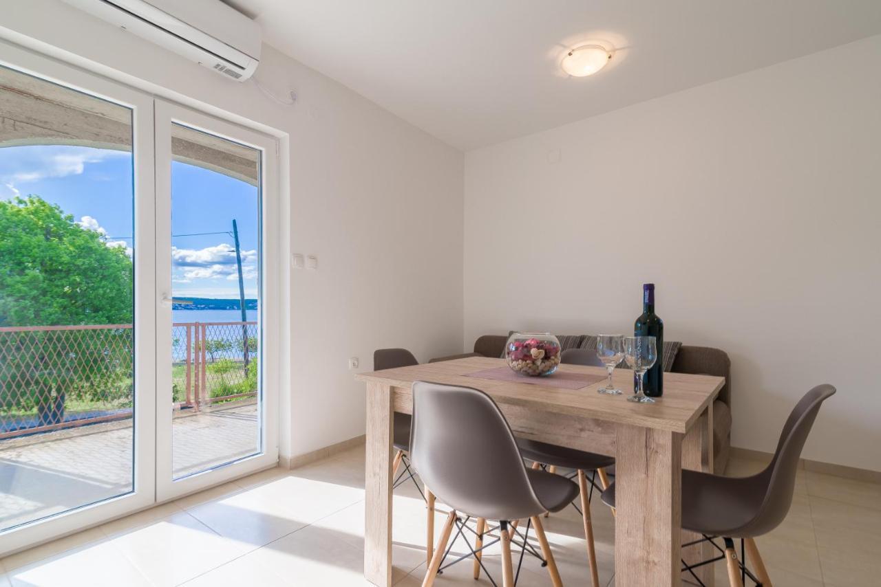 Apartmani Dupor Gornji Karin Buitenkant foto