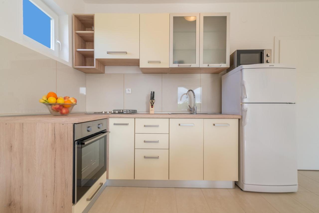 Apartmani Dupor Gornji Karin Buitenkant foto